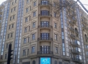 İcarəyə verilir 3 otaqlı 170 m2 yeni tikili Sahil bağı