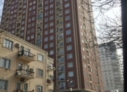 İcarəyə verilir 4 otaqlı 220 m2 yeni tikili 28 May m.