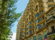 İcarəyə verilir 4 otaqlı 200 m2 yeni tikili Sahil m.