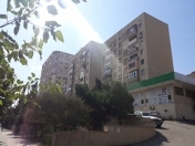 Satılır 4 otaqlı 120 m2 köhnə tikili Elmlər Akademiyası m.