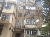 Satılır 4 otaqlı 90 m2 köhnə tikili Sumqayıt