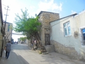 Satılır 4 otaqlı 120 m2 həyət evi İnşaatçılar m.