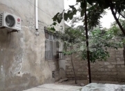 İcarəyə verilir 4 otaqlı 65 m2 həyət evi Əmircan