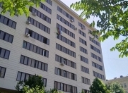 Satılır 3 otaqlı 100 m2 köhnə tikili Bakı Dövlət Universiteti