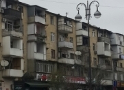 İcarəyə verilir 1 otaqlı 33 m2 köhnə tikili İnşaatçılar m.