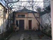 Satılır 4 otaqlı 80 m2 həyət evi Qaraçuxur