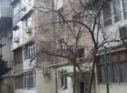 İcarəyə verilir 2 otaqlı 55 m2 köhnə tikili Qələbə dairəsi