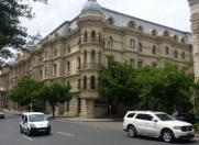 İcarəyə verilir 24 otaqlı 1500 m2 obyekt Memar Əcəmi m.