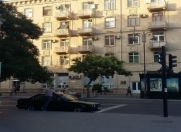 Satılır 2 otaqlı 65 m2 obyekt Qara Qarayev m.