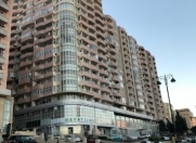 İcarəyə verilir 4 otaqlı 200 m2 yeni tikili Elmlər Akademiyası m.