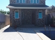 Satılır 4 otaqlı 145 m2 bağ evi Mərdəkan