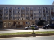Satılır 3 otaqlı 70 m2 köhnə tikili Avropa otel