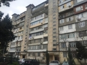 Satılır 1 otaqlı 47 m2 köhnə tikili İnşaatçılar m.