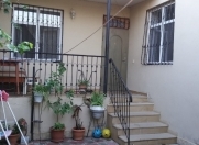 Satılır 3 otaqlı 70 m2 həyət evi Xırdalan