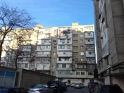 Satılır 3 otaqlı 90 m2 köhnə tikili Yasamal r.