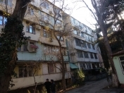 Satılır 3 otaqlı 80 m2 köhnə tikili Zərifə Əliyeva adına park