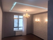 Satılır 4 otaqlı 170 m2 yeni tikili Hüseyn Cavid parkı