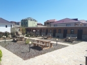 Satılır 10 otaqlı 650 m2 obyekt Saray