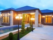 Satılır 4 otaqlı 160 m2 bağ evi Mərdəkan