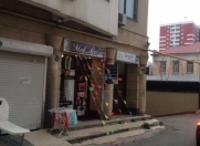 Satılır 1 otaqlı 40 m2 obyekt Montin