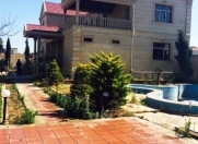 Satılır 6 otaqlı 400 m2 bağ evi Buzovna