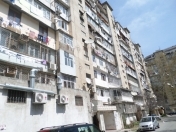Satılır 3 otaqlı 90 m2 köhnə tikili Ayna Sultanova heykəli