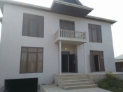 Satılır 9 otaqlı 360 m2 həyət evi Novxanı