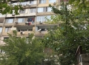 İcarəyə verilir 2 otaqlı 55 m2 köhnə tikili Ayna Sultanova heykəli