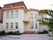 Satılır 5 otaqlı 400 m2 bağ evi Mərdəkan