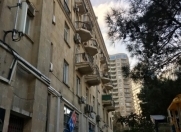 Satılır 2 otaqlı 55 m2 köhnə tikili Hüseyn Cavid parkı