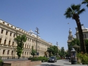 İcarəyə verilir 2 otaqlı 66 m2 köhnə tikili Axundov bağı