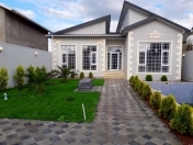 Satılır 4 otaqlı 140 m2 bağ evi Mərdəkan