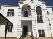 Satılır 8 otaqlı 330 m2 həyət evi Rəsulzadə