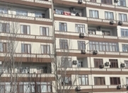 Satılır 3 otaqlı 70 m2 köhnə tikili Azadlıq prospekti m.