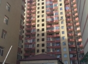 Satılır 2 otaqlı 53 m2 yeni tikili İnşaatçılar m.