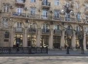 Satılır 4 otaqlı 96 m2 köhnə tikili İçəri Şəhər m.