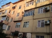 Satılır 2 otaqlı 50 m2 köhnə tikili 7 mkr