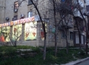 İcarəyə verilir 2 otaqlı 45 m2 köhnə tikili İncəsənət və Mədəniyyət Un.