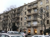 Satılır 3 otaqlı 110 m2 köhnə tikili Yasamal r.