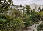 Satılır 2 otaqlı 55 m2 köhnə tikili Yasamal r.