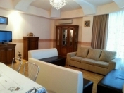 İcarəyə verilir 4 otaqlı 165 m2 yeni tikili 28 May m.