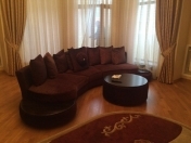 İcarəyə verilir 4 otaqlı 150 m2 yeni tikili 28 May m.