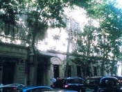 İcarəyə verilir 2 otaqlı 80 m2 köhnə tikili Səbail r.