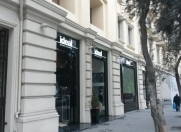 İcarəyə verilir 2 otaqlı 70 m2 köhnə tikili Sahil m.