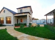 Satılır 4 otaqlı 260 m2 bağ evi Mərdəkan