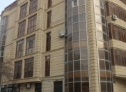İcarəyə verilir 7 otaqlı 200 m2 ofis Gənclik m.
