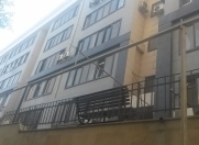 Satılır 4 otaqlı 125 m2 köhnə tikili Elmlər Akademiyası m.