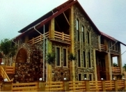 Satılır 10 otaqlı 600 m2 villa Quba