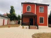 Satılır 4 otaqlı 200 m2 bağ evi Mərdəkan