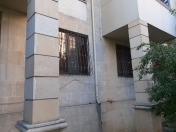 Satılır 3 otaqlı 80 m2 köhnə tikili İnşaatçılar m.